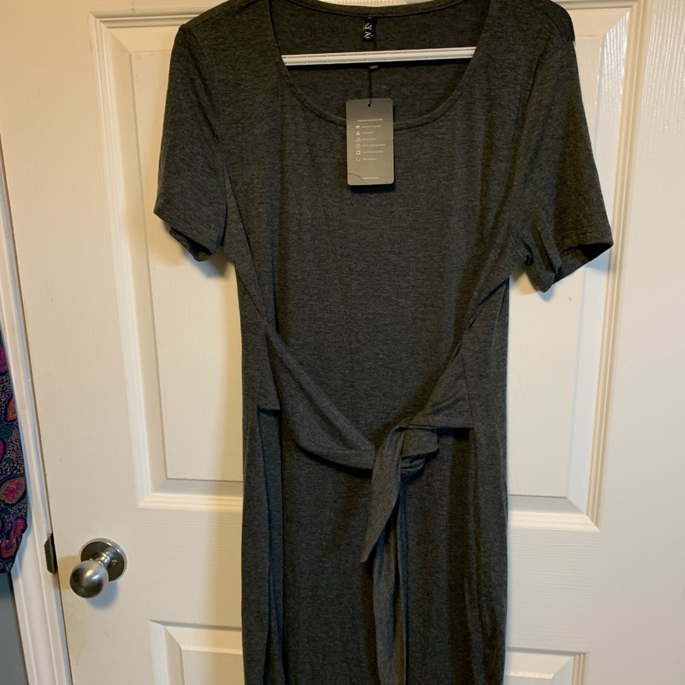 BNWT GREY TIE FRONT
